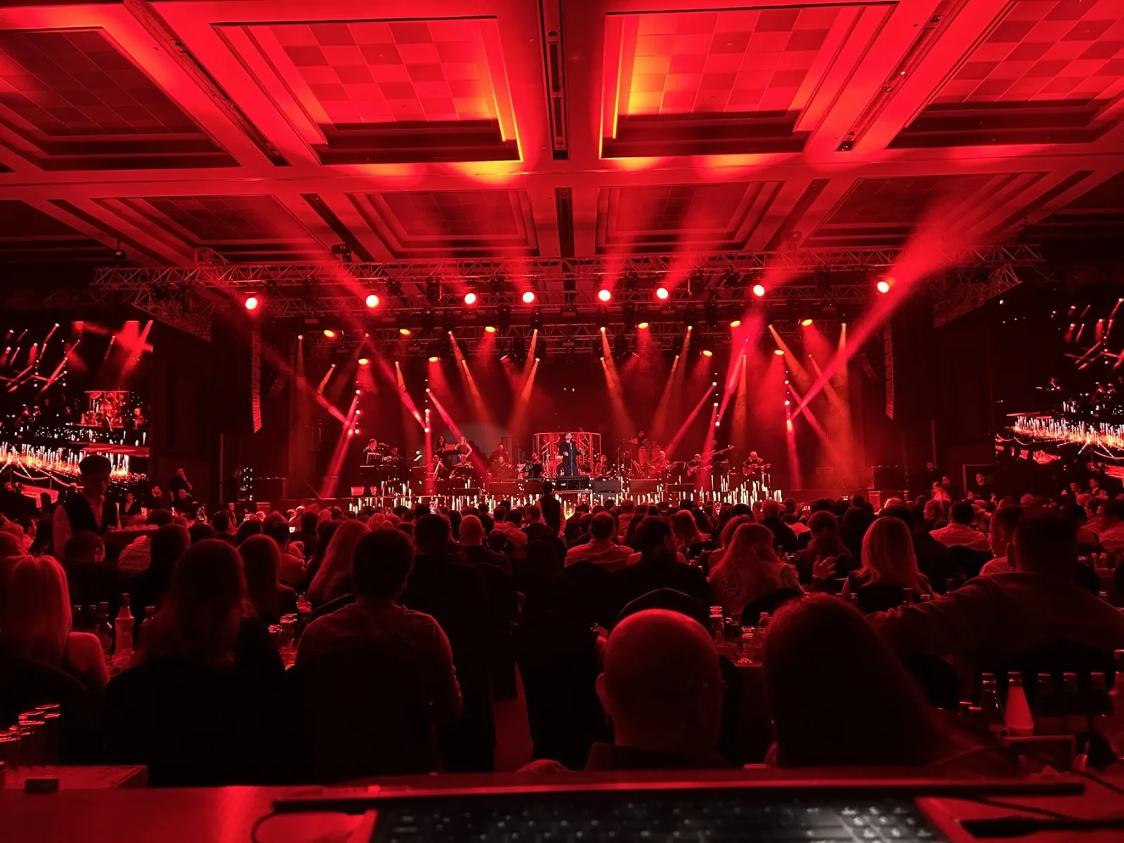 Konser